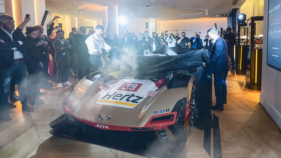 Cadillac Unveils 2025 Cadillac Hertz Team JOTA V-Series.R Livery at Cadillac City Paris 